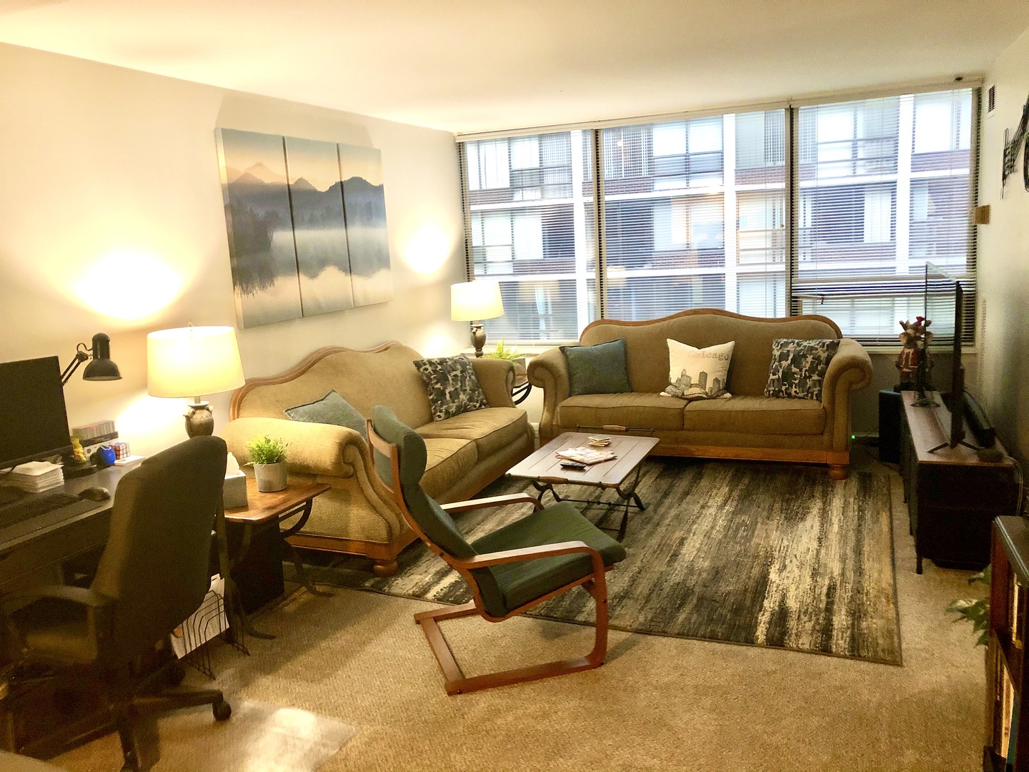 233 E Erie Street Unit: 1909