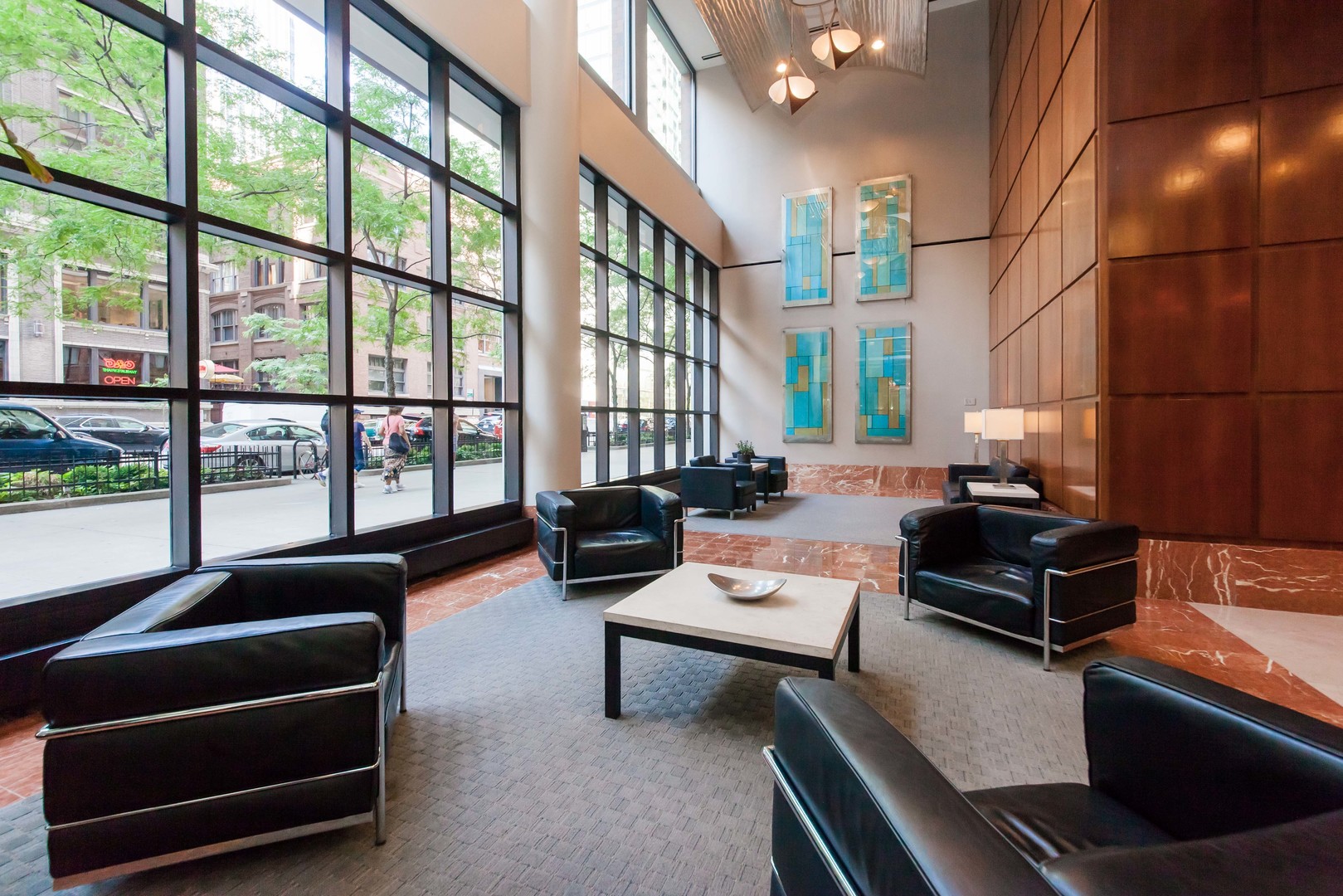 211 E Ohio Street Unit: 2225