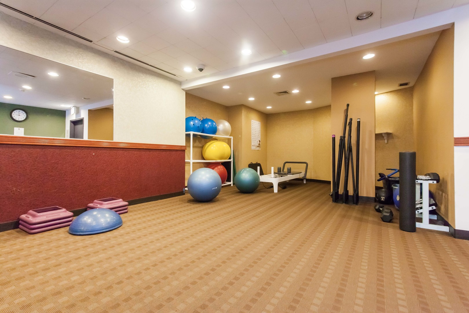 211 E Ohio Street Unit: 2225