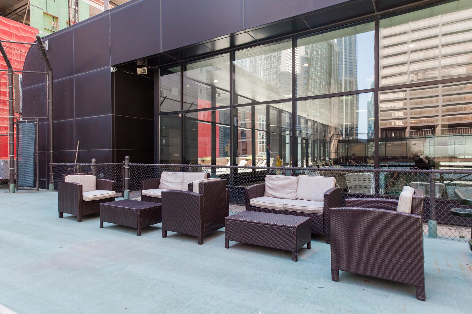 211 E Ohio Street Unit: 2225