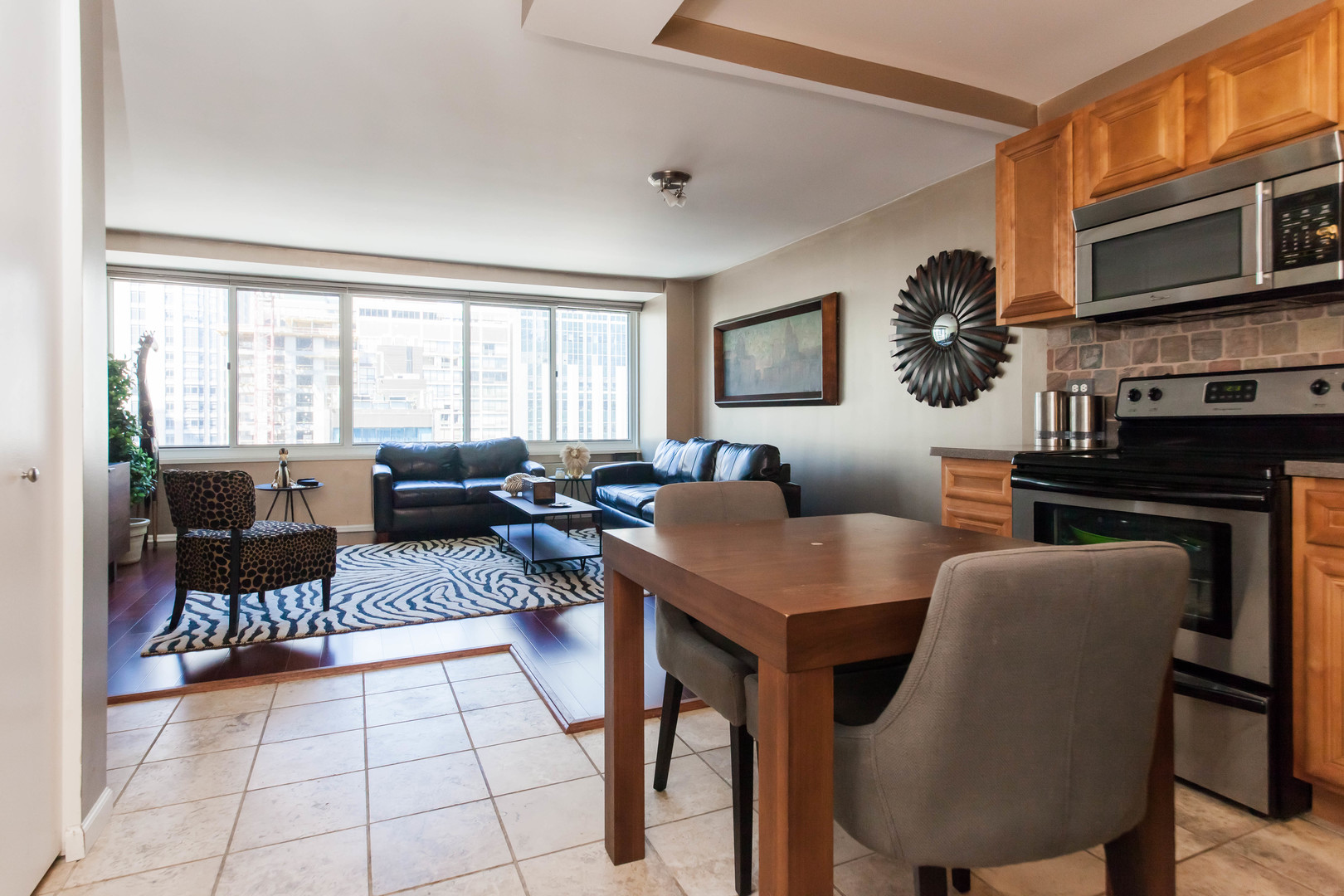 211 E Ohio Street Unit: 2225