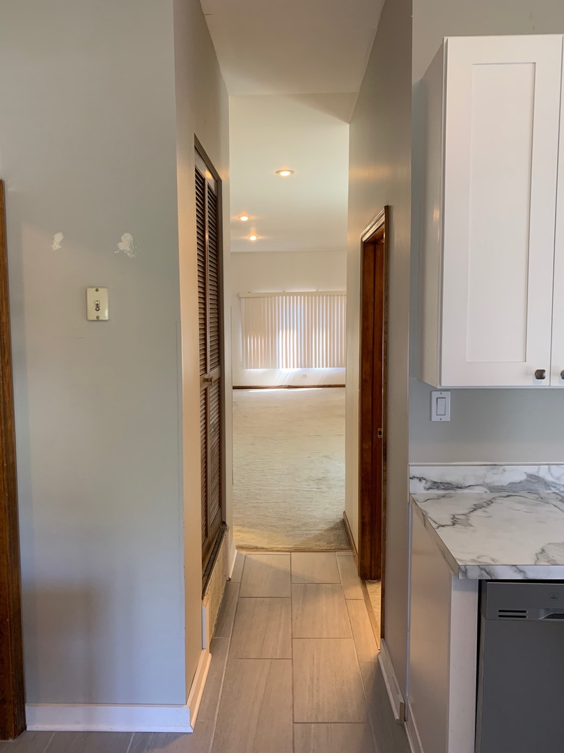 3316 N Southport Avenue Unit: 2F