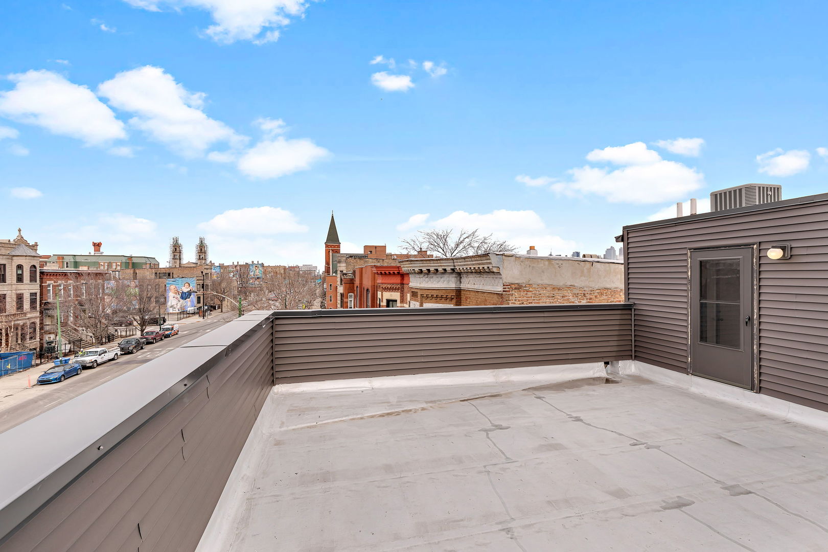 1554 W 21st Street