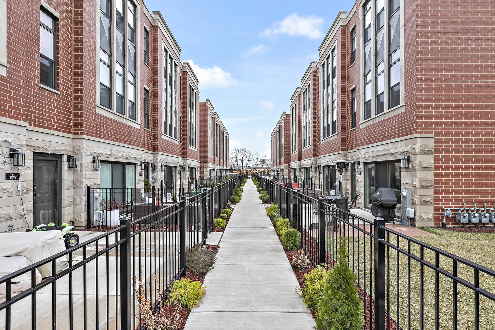 2257 W Coulter Street Unit: 2