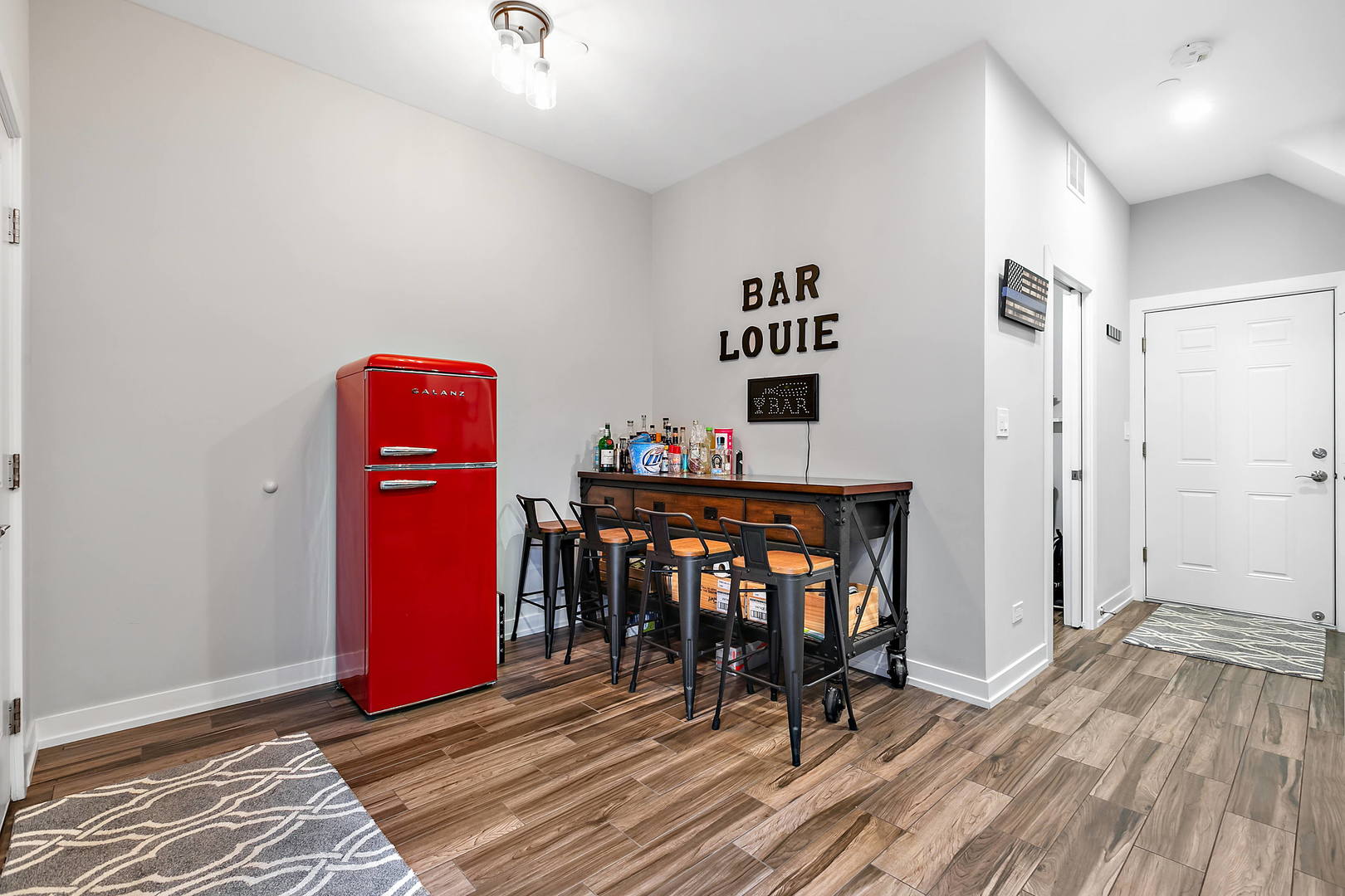 2257 W Coulter Street Unit: 2