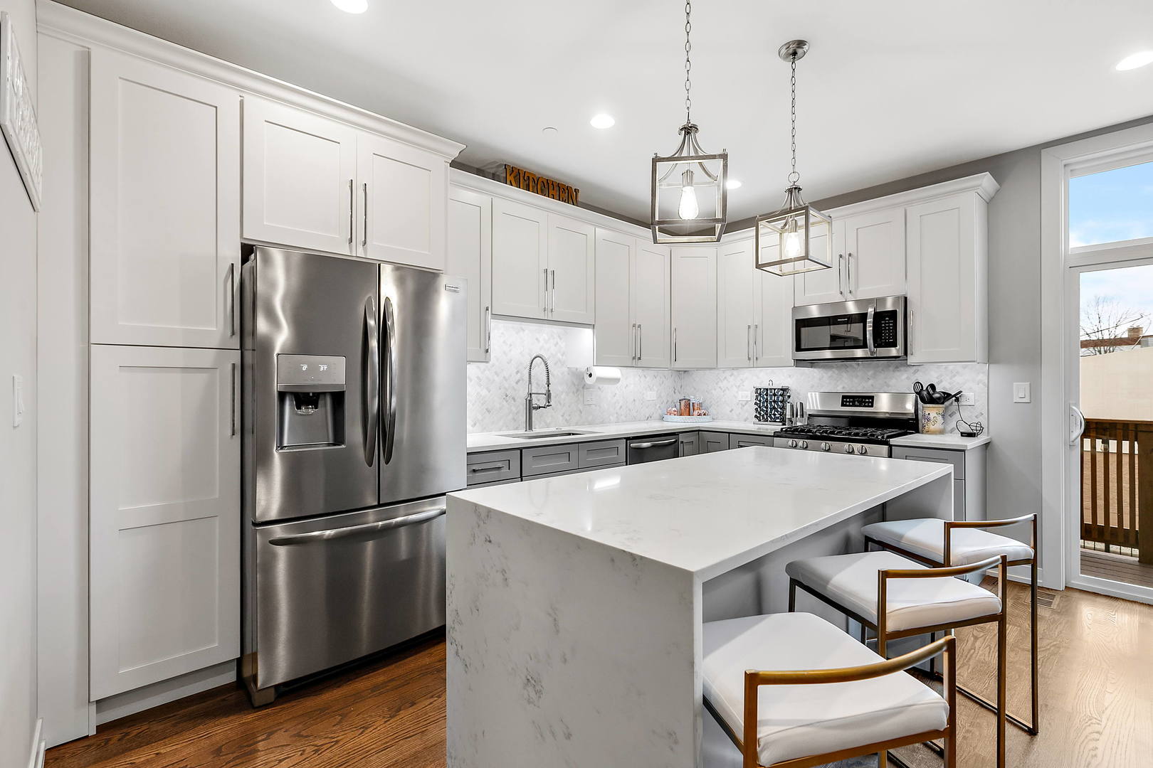 2257 W Coulter Street Unit: 2