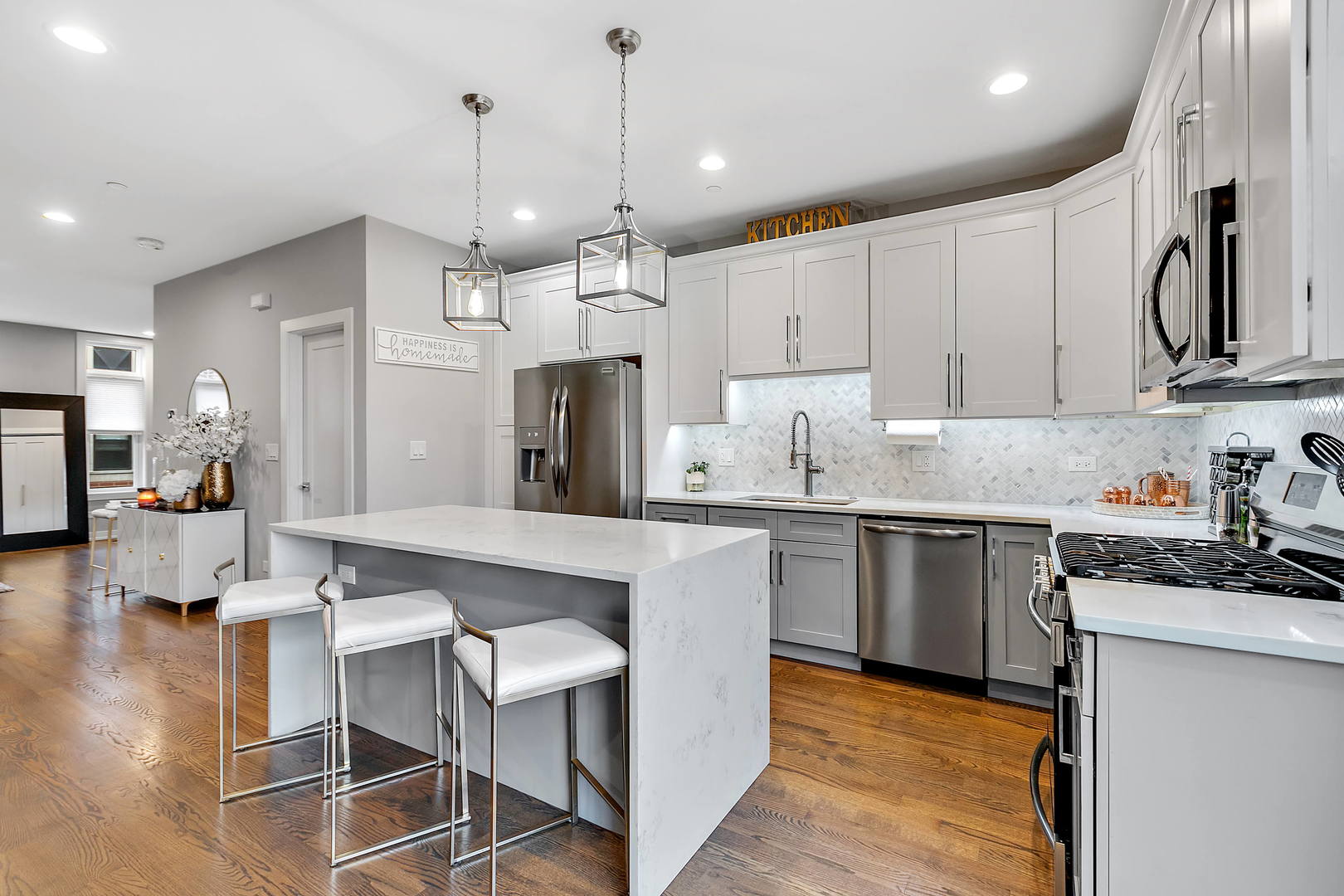 2257 W Coulter Street Unit: 2