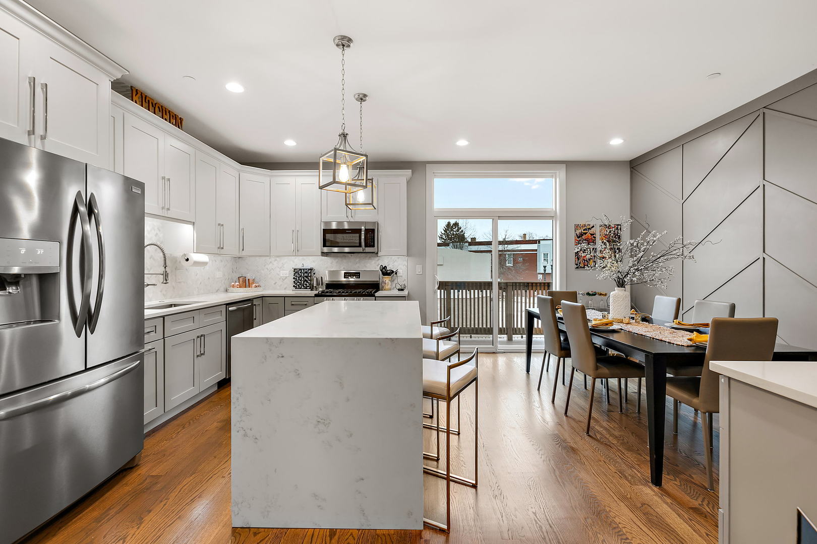 2257 W Coulter Street Unit: 2