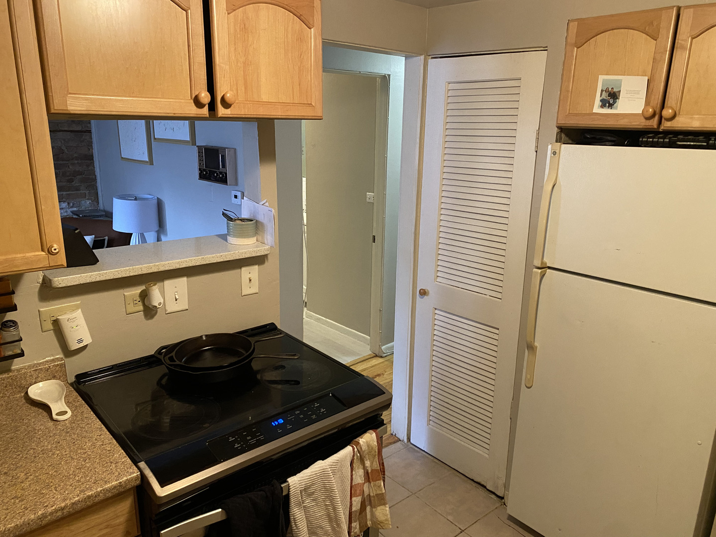 2219 N CLEVELAND Avenue Unit: 1N