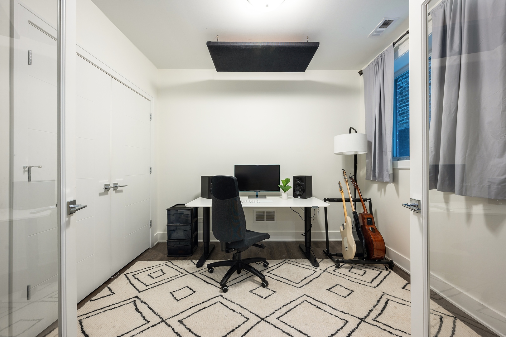 2034 W Cullerton Street Unit: 1