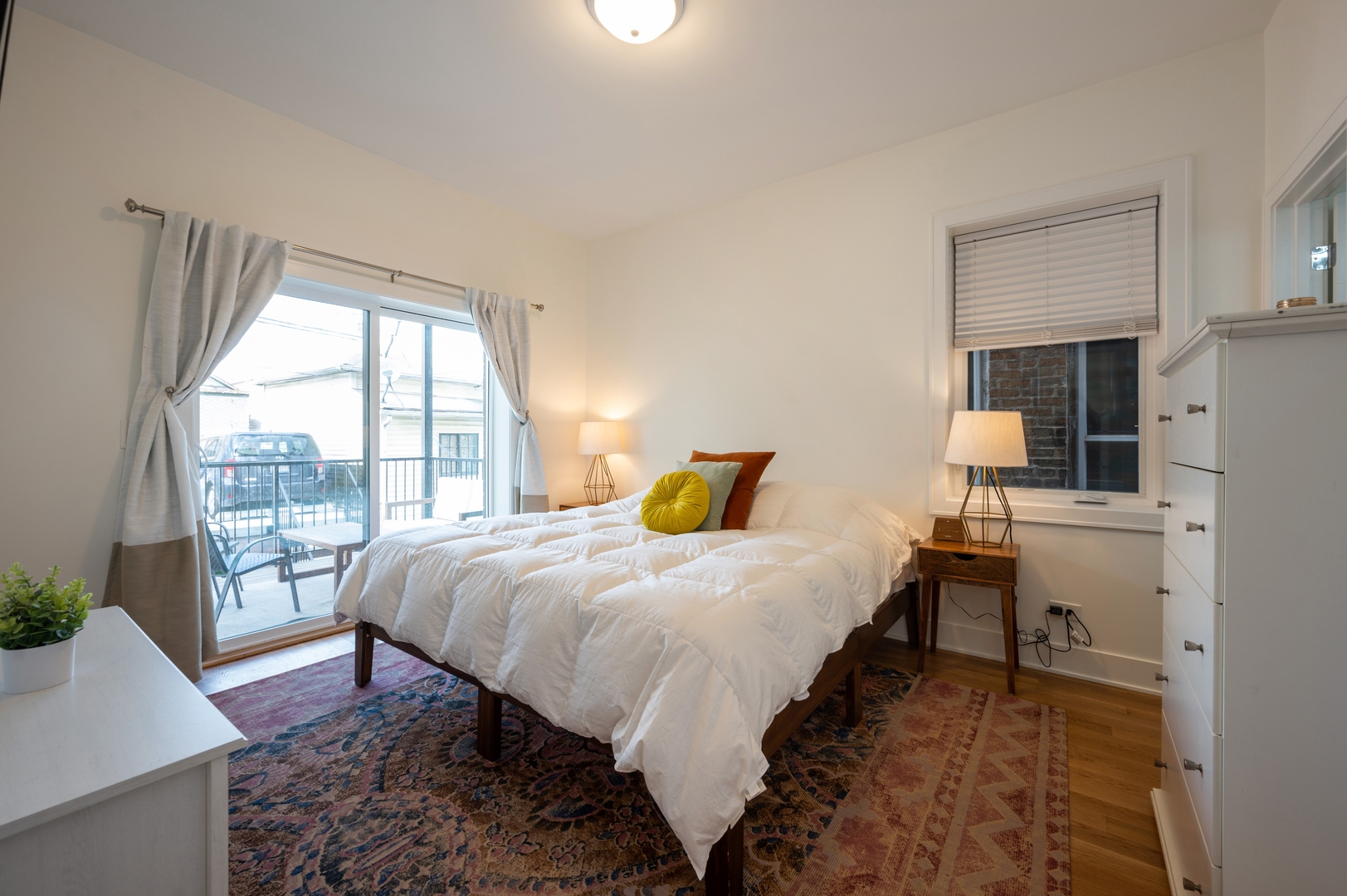 2034 W Cullerton Street Unit: 1