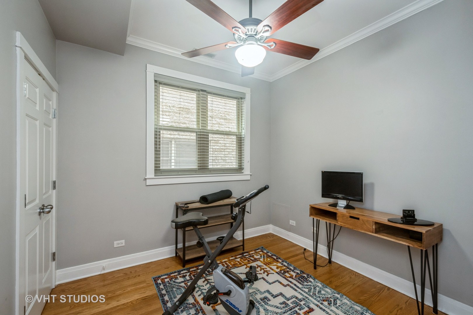 1442 W Walton Street Unit: 2