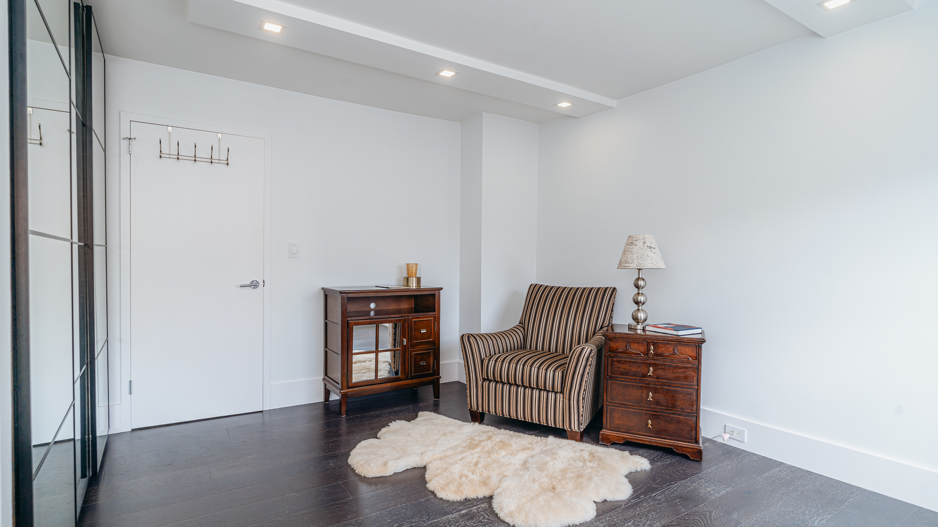 1360 N Sandburg Terrace Unit: 1102C