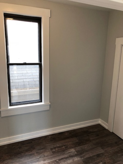 2035 N Winchester Avenue Unit: 1R