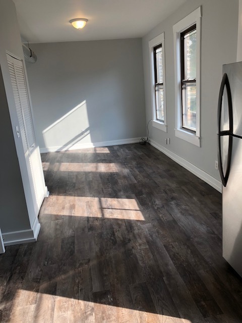 2035 N Winchester Avenue Unit: 1R