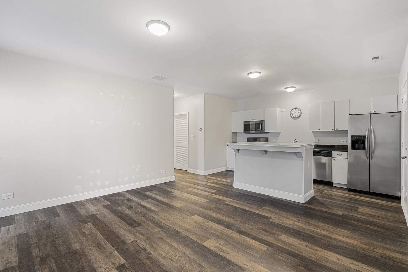 519 S Maplewood Avenue Unit: 1E