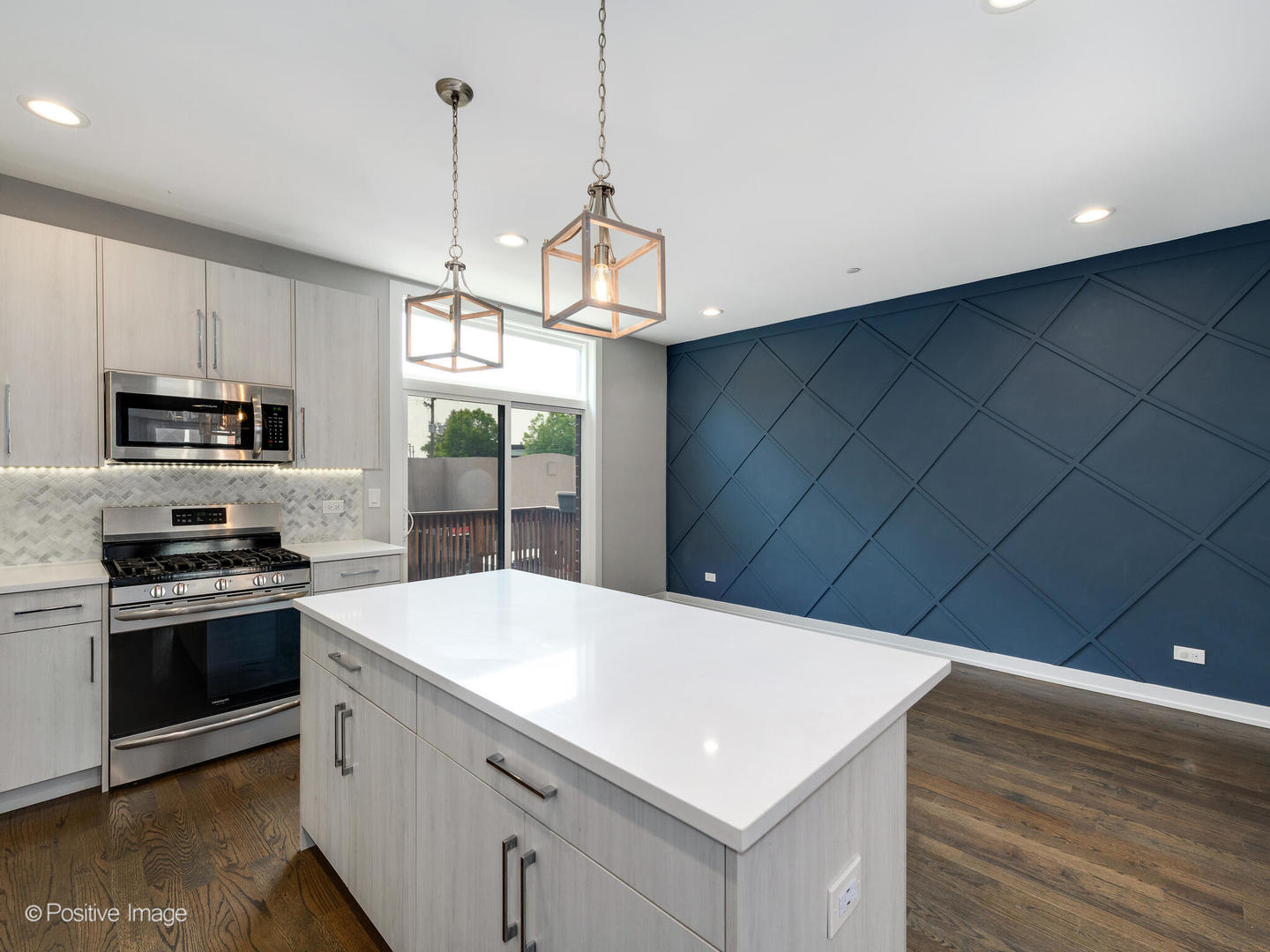 2259 W Coulter Street Unit: 3