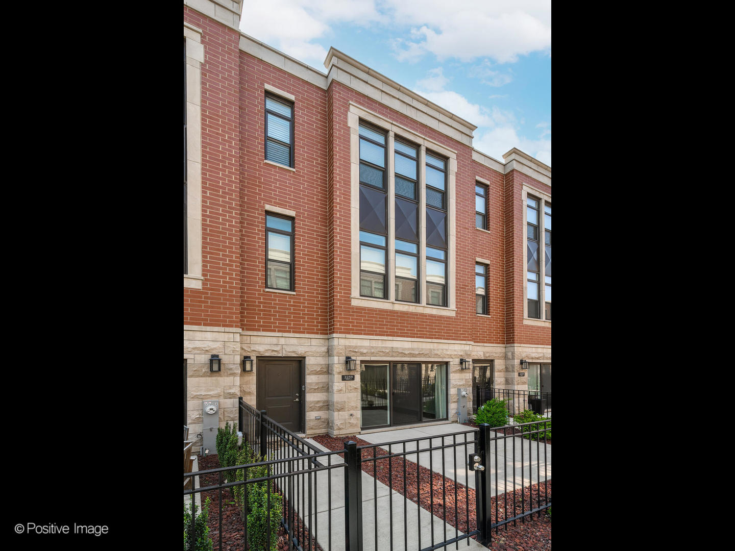 2259 W Coulter Street Unit: 3