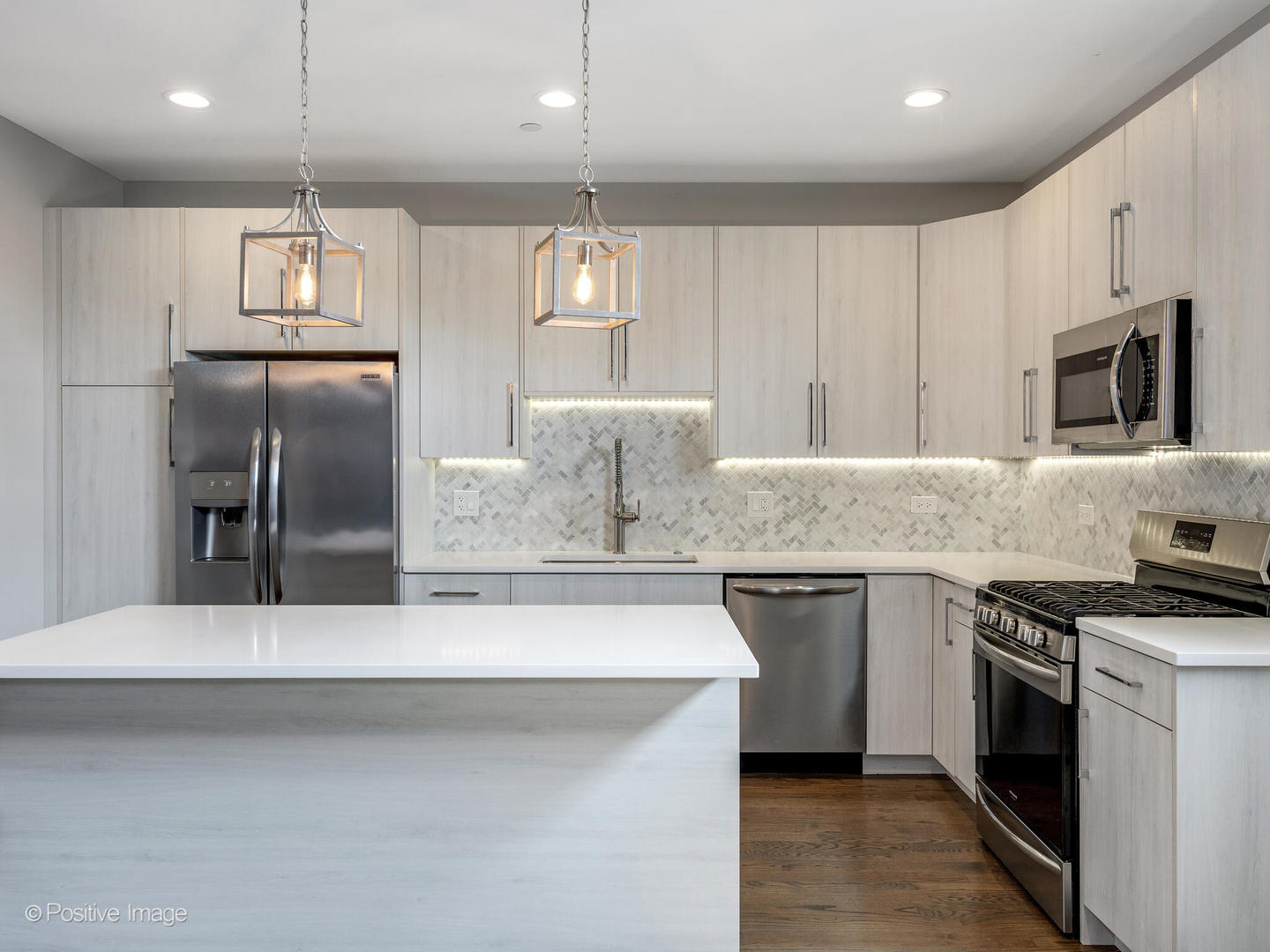 2259 W Coulter Street Unit: 3