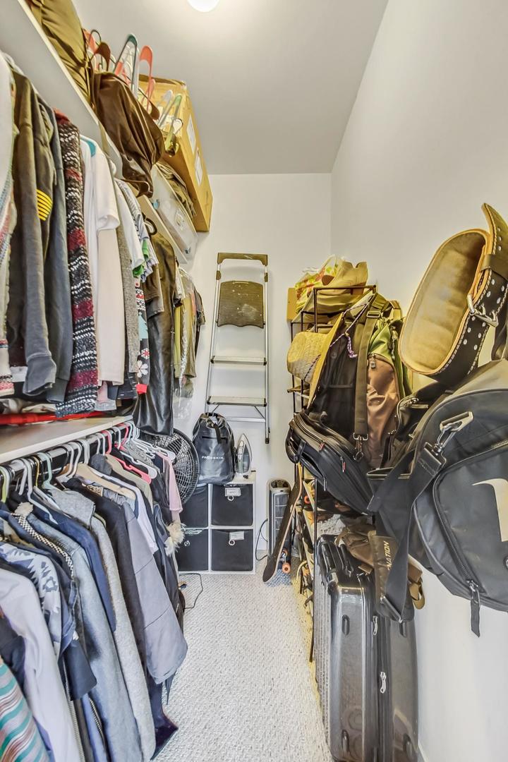 1708 W Cermak Road Unit: 1W