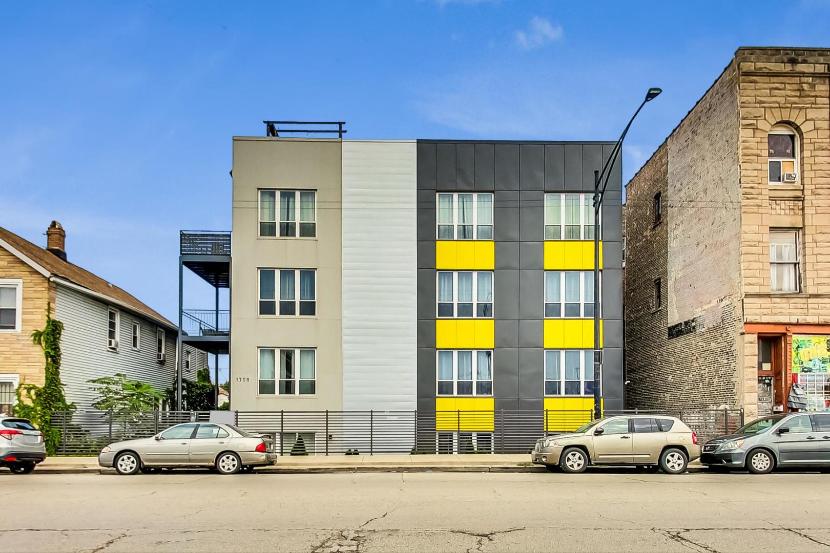 1708 W Cermak Road Unit: 1W