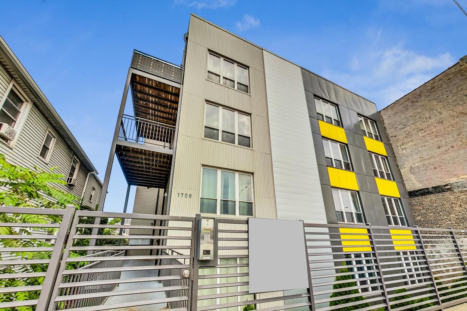 1708 W Cermak Road Unit: 1W