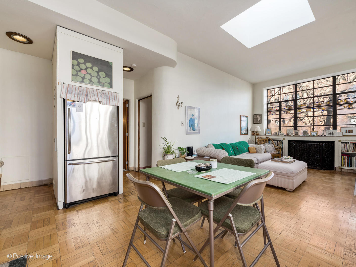 143 W Burton Place Unit: 3N