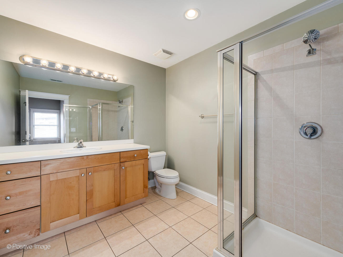 3755 N Racine Avenue Unit: 3E