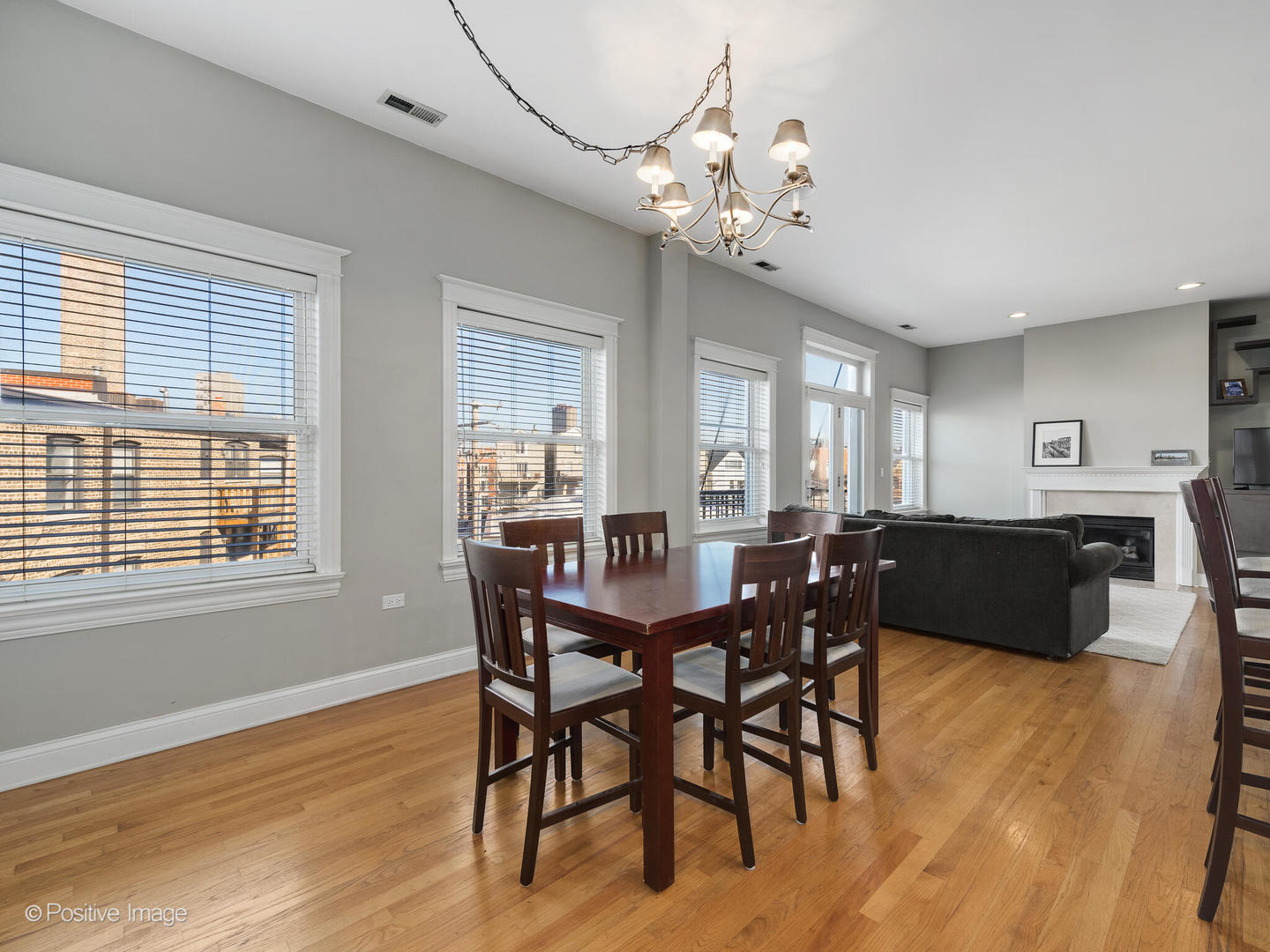 3755 N Racine Avenue Unit: 3E