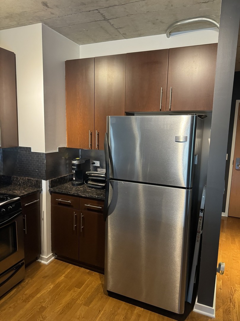 611 S Wells Street Unit: 2501