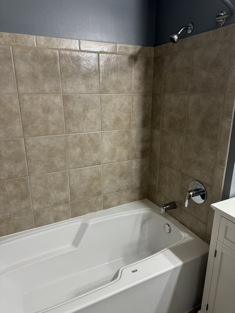 611 S Wells Street Unit: 2501