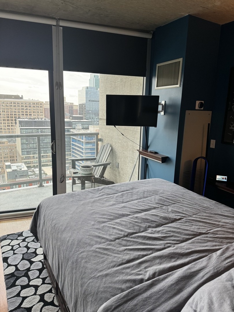 611 S Wells Street Unit: 2501