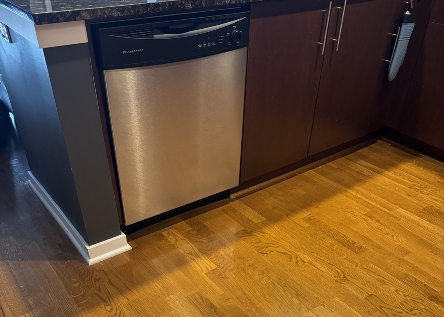 611 S Wells Street Unit: 2501