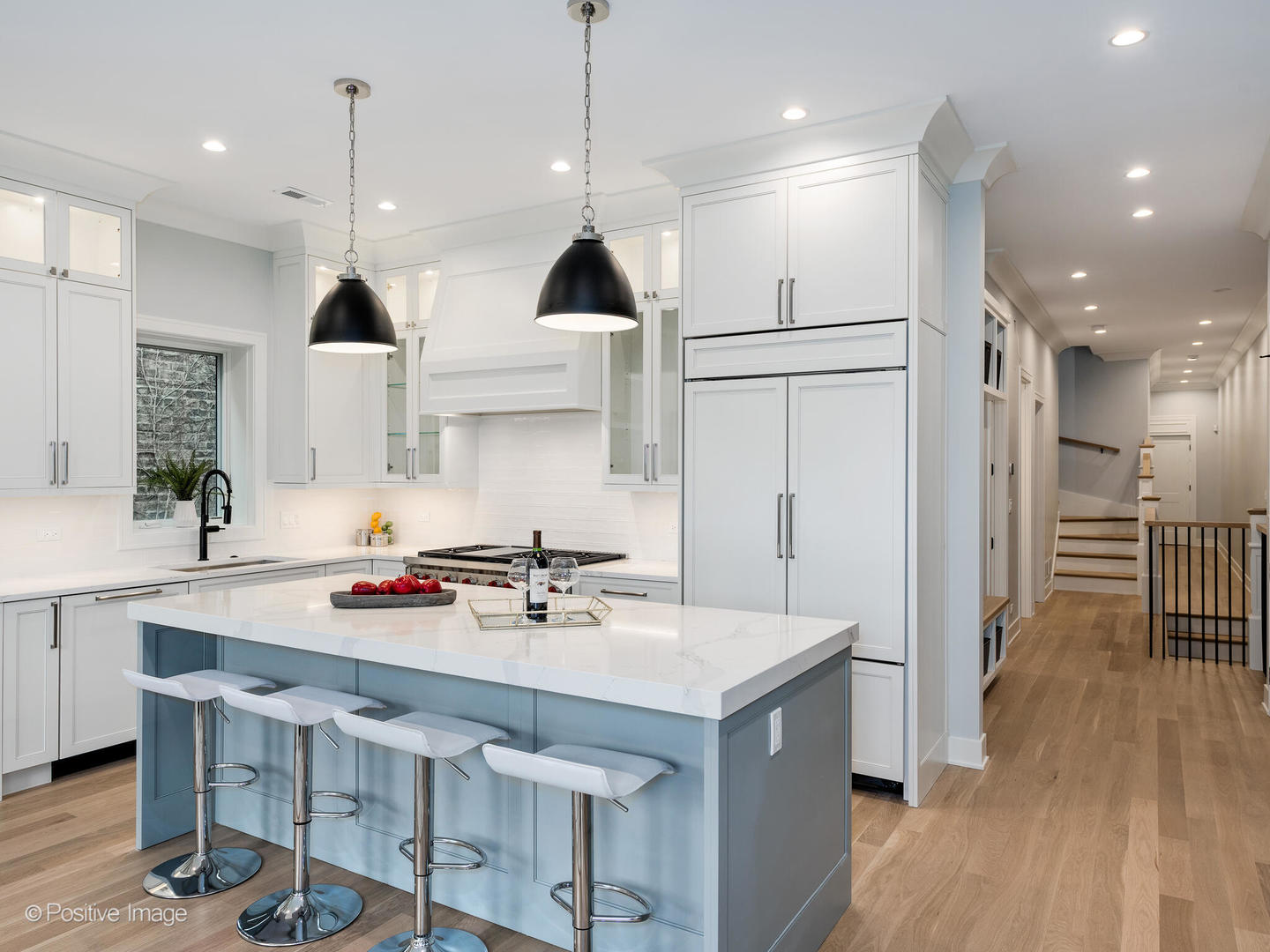 2136 N Cleveland Avenue Unit: 3