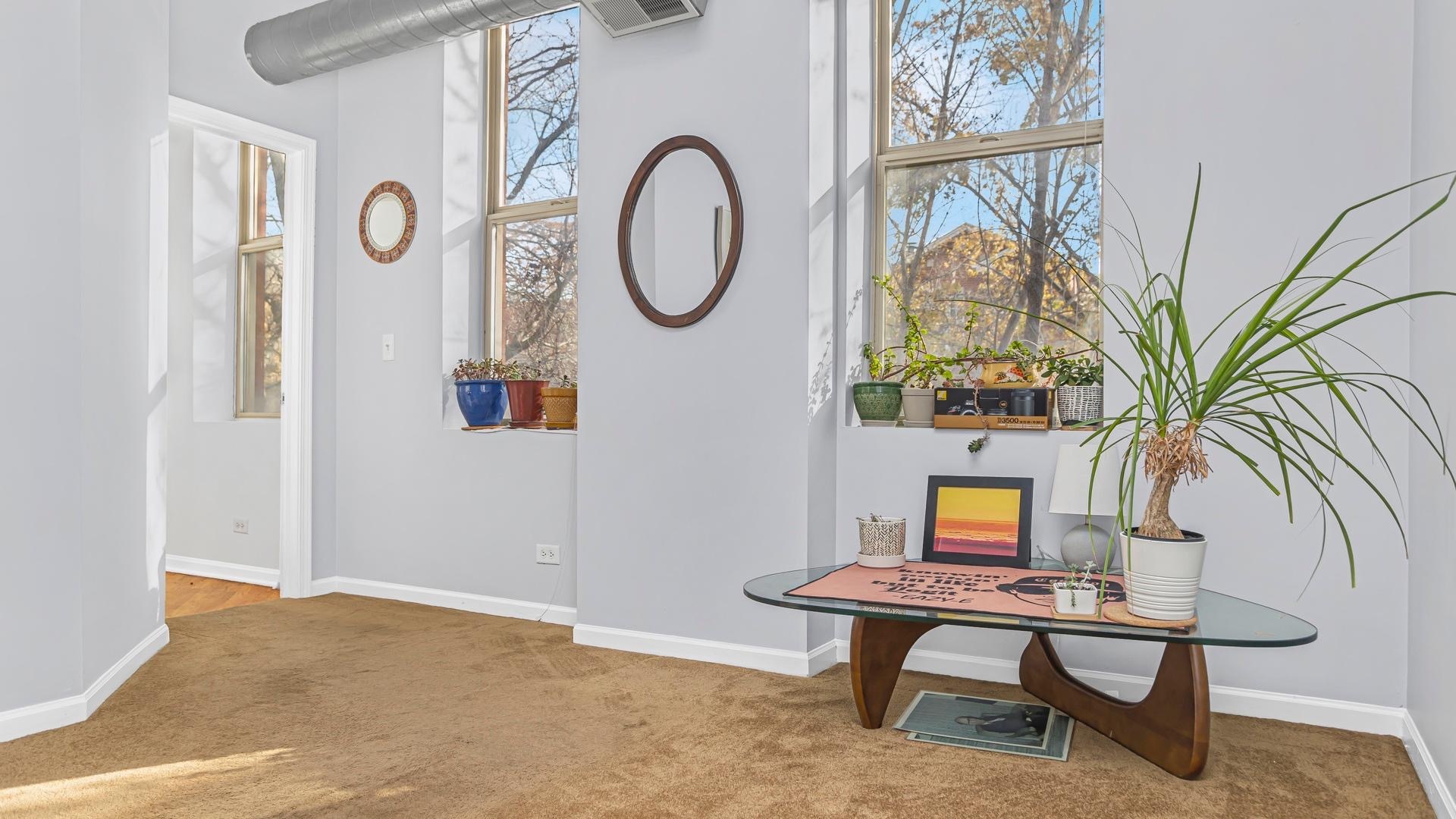 1418 W CORTEZ Street Unit: 4