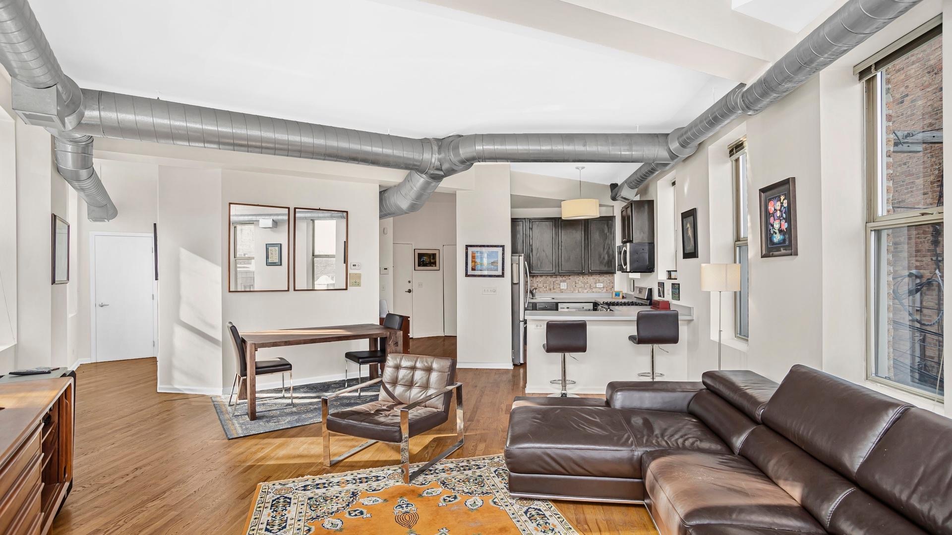 1418 W CORTEZ Street Unit: 4