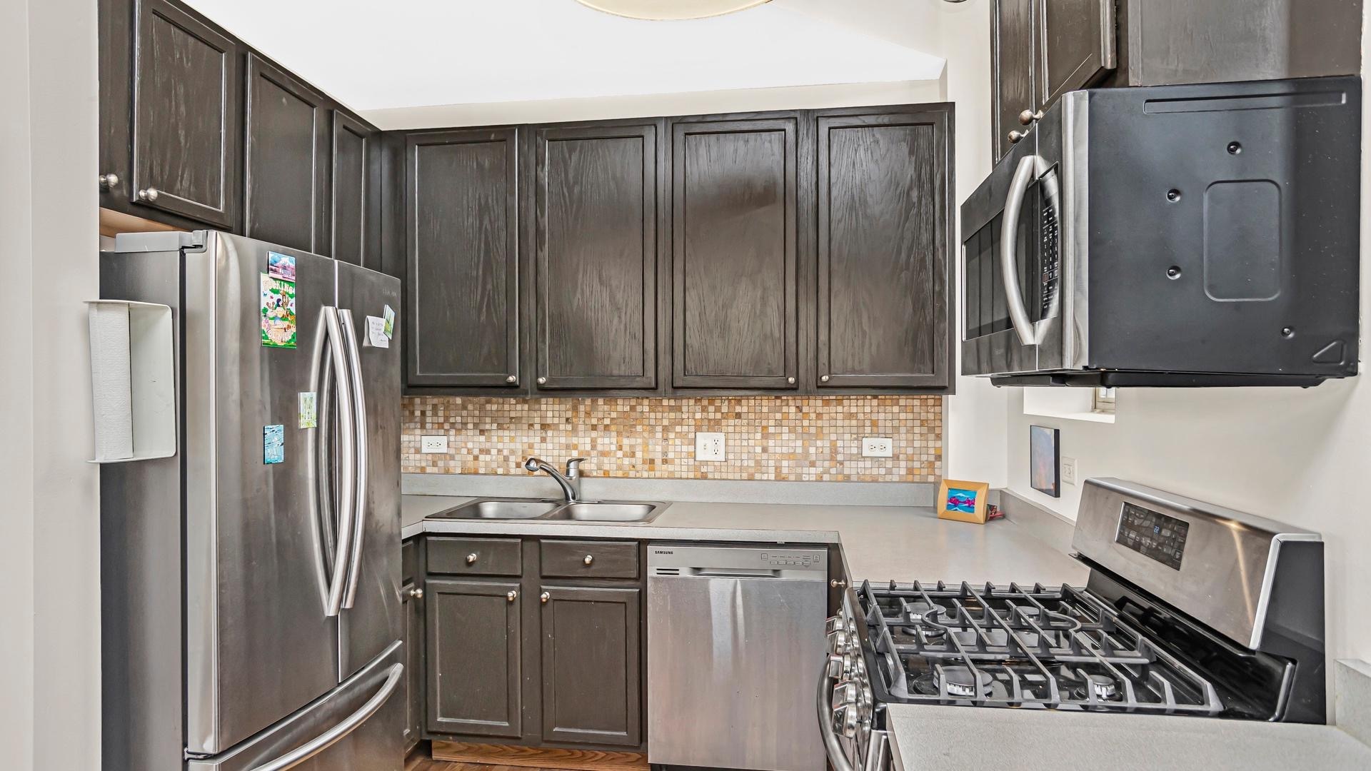 1418 W CORTEZ Street Unit: 4
