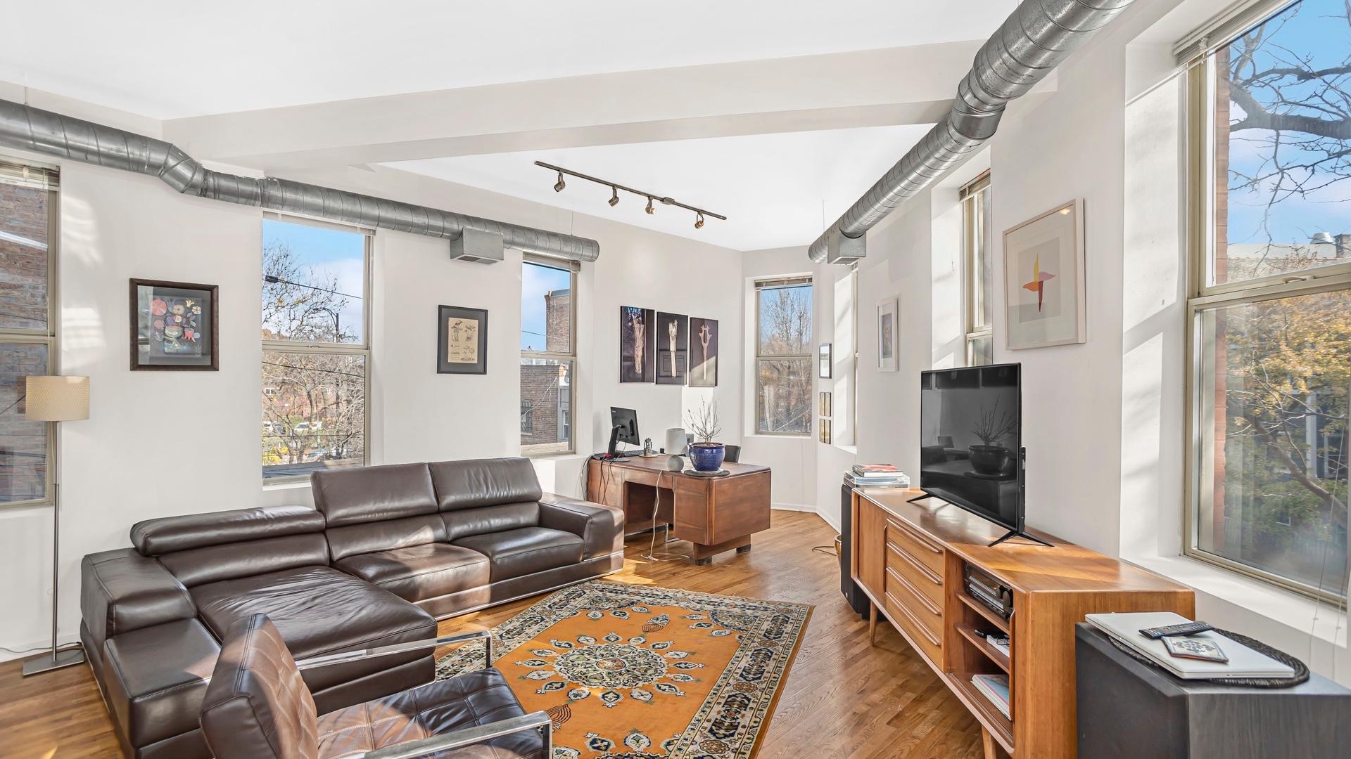 1418 W CORTEZ Street Unit: 4