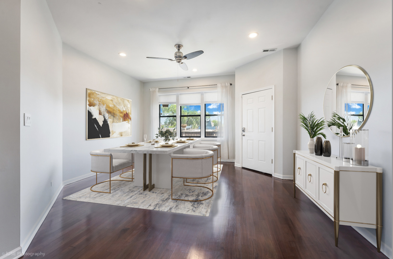 1523 N California Avenue Unit: 3N
