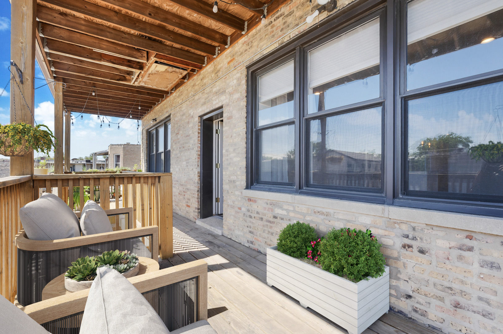 1523 N California Avenue Unit: 3N