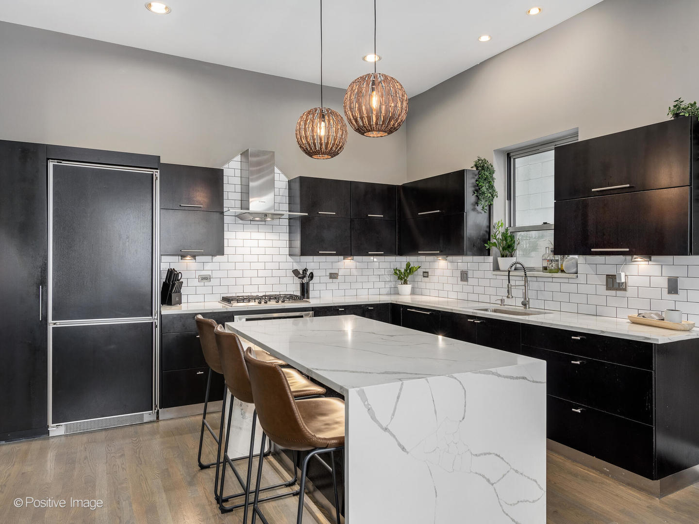 1723 W Le Moyne Street Unit: 101