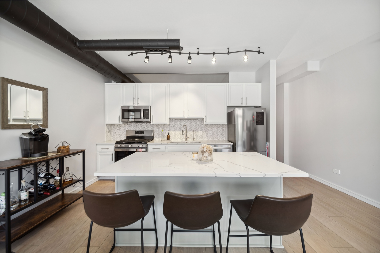 1200 W Monroe Street Unit: 314