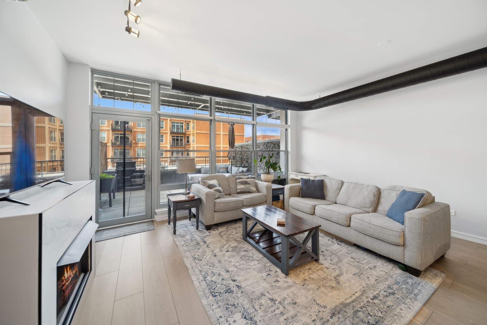 1200 W Monroe Street Unit: 314