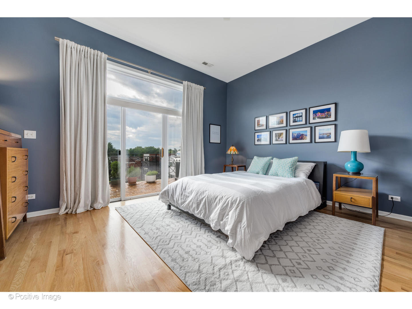 2846 N Southport Avenue Unit: 3S