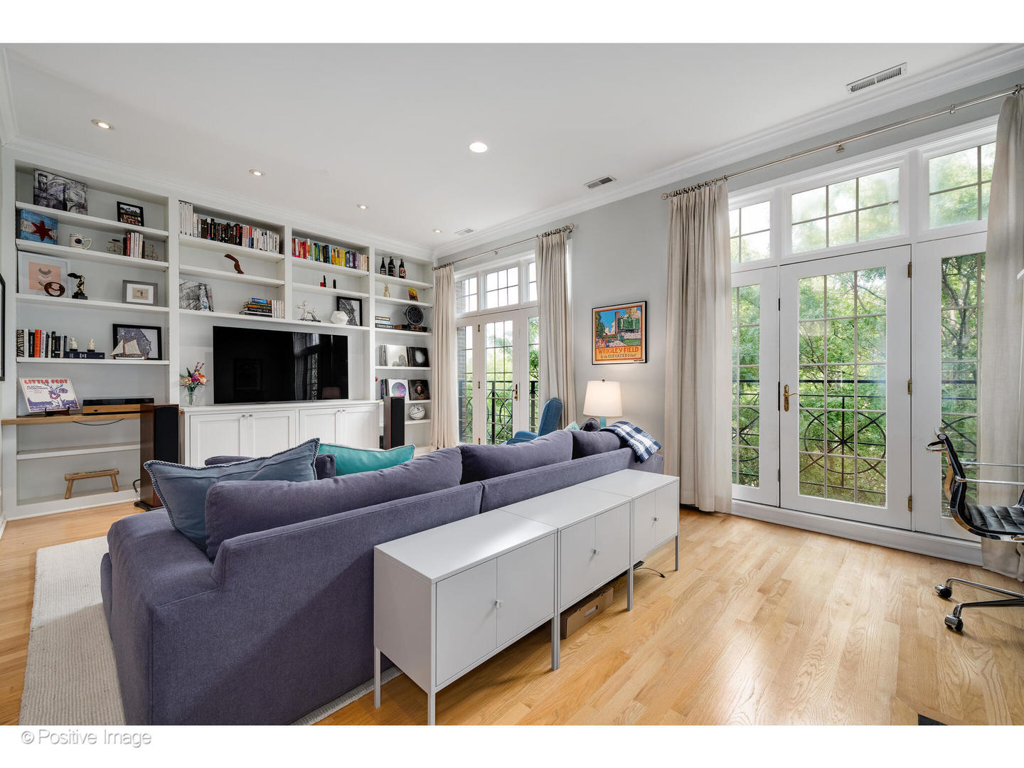 2846 N Southport Avenue Unit: 3S