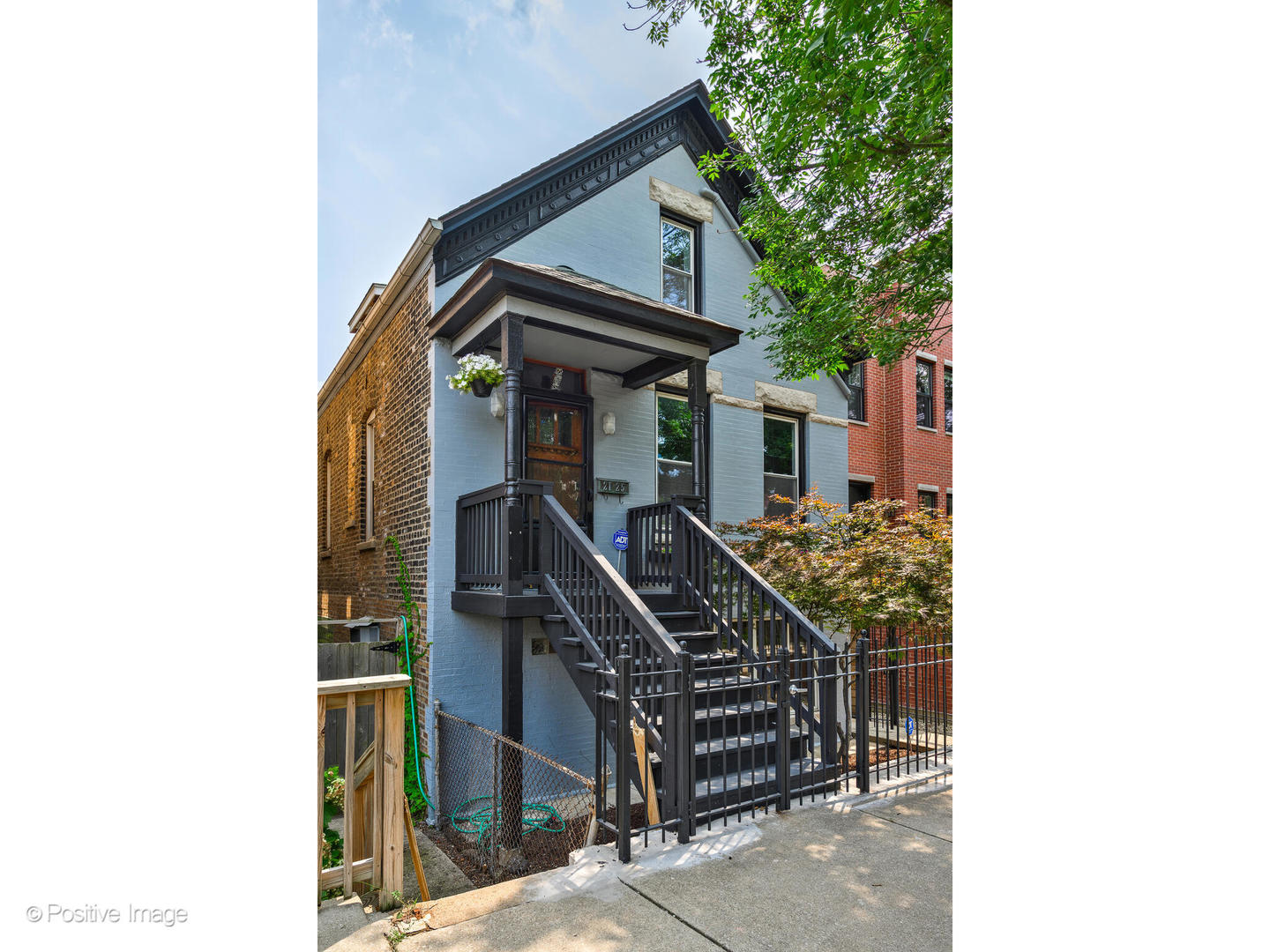 2125 N Winchester Avenue