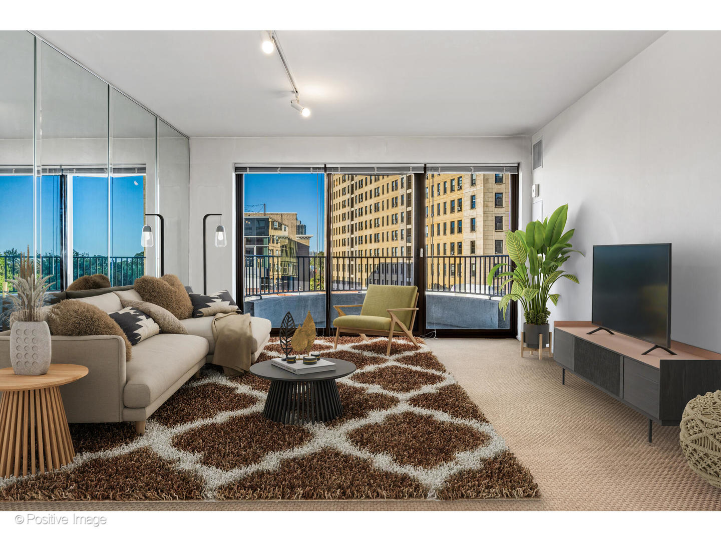 2020 N Lincoln Park West Unit: 5E