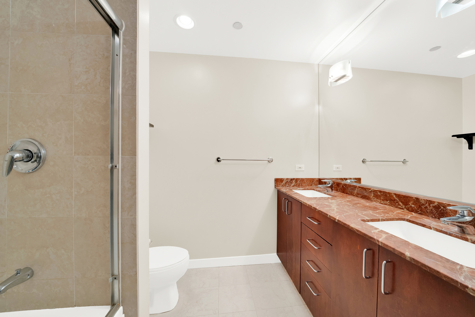 737 W WASHINGTON Boulevard Unit: 3002