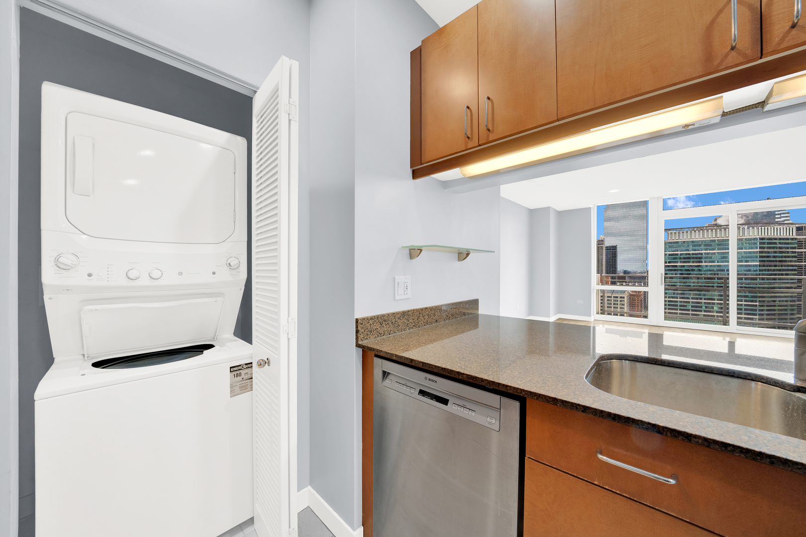 737 W WASHINGTON Boulevard Unit: 3002