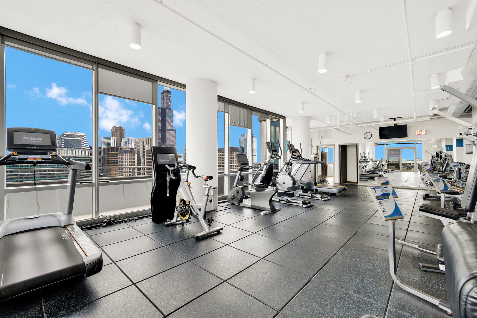 737 W WASHINGTON Boulevard Unit: 3002